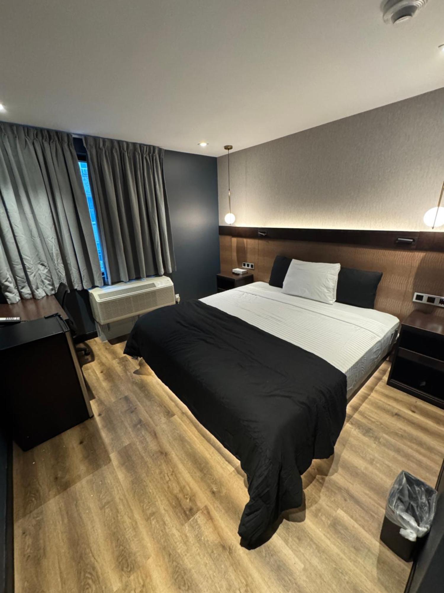 Hotel Mirage Brooklyn New York Bagian luar foto